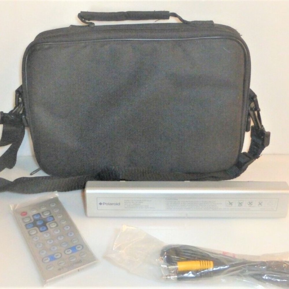 2x New Polaroid DVD Player BATTERY BT-0850 Polaroid DVD Remote RC-30 & Bag